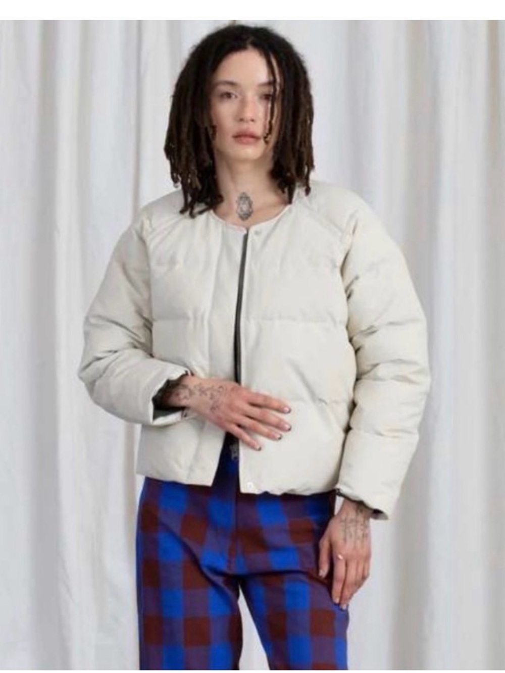 Ali Golden Women's Oat Cropped Puffer Jacket - Lightweight Quilted Coat